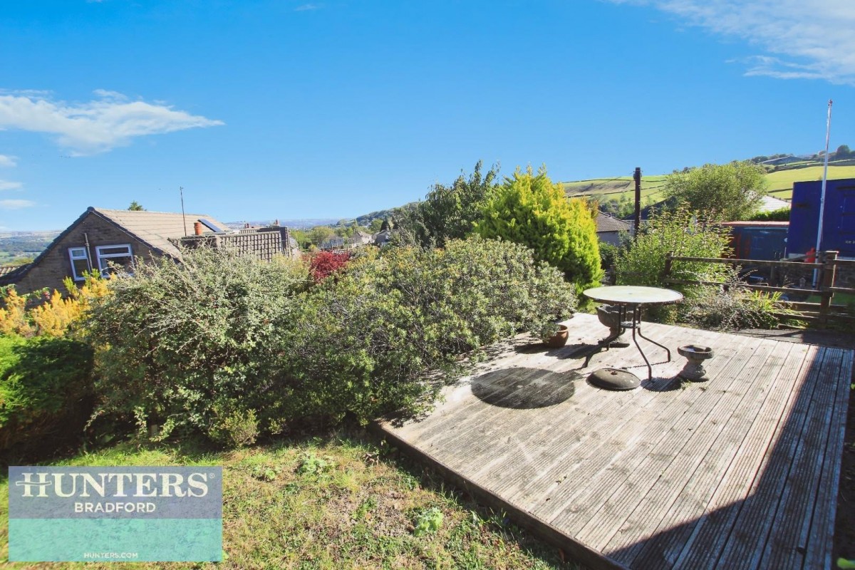 Acacia Drive Allerton, Bradford, BD15 9JY