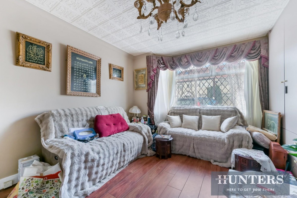 Ferndale Avenue, Hounslow