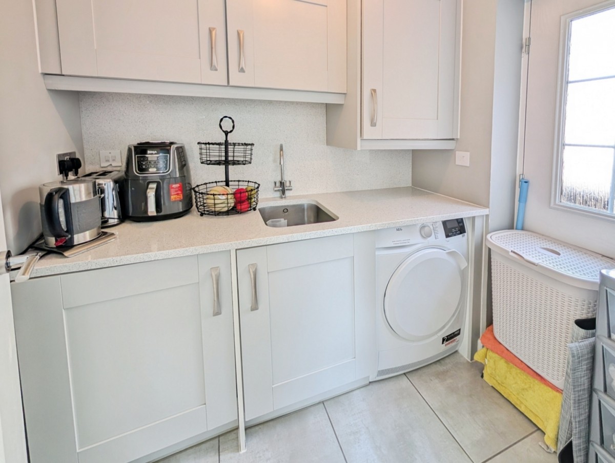 Wild Flower Road, Thornbury