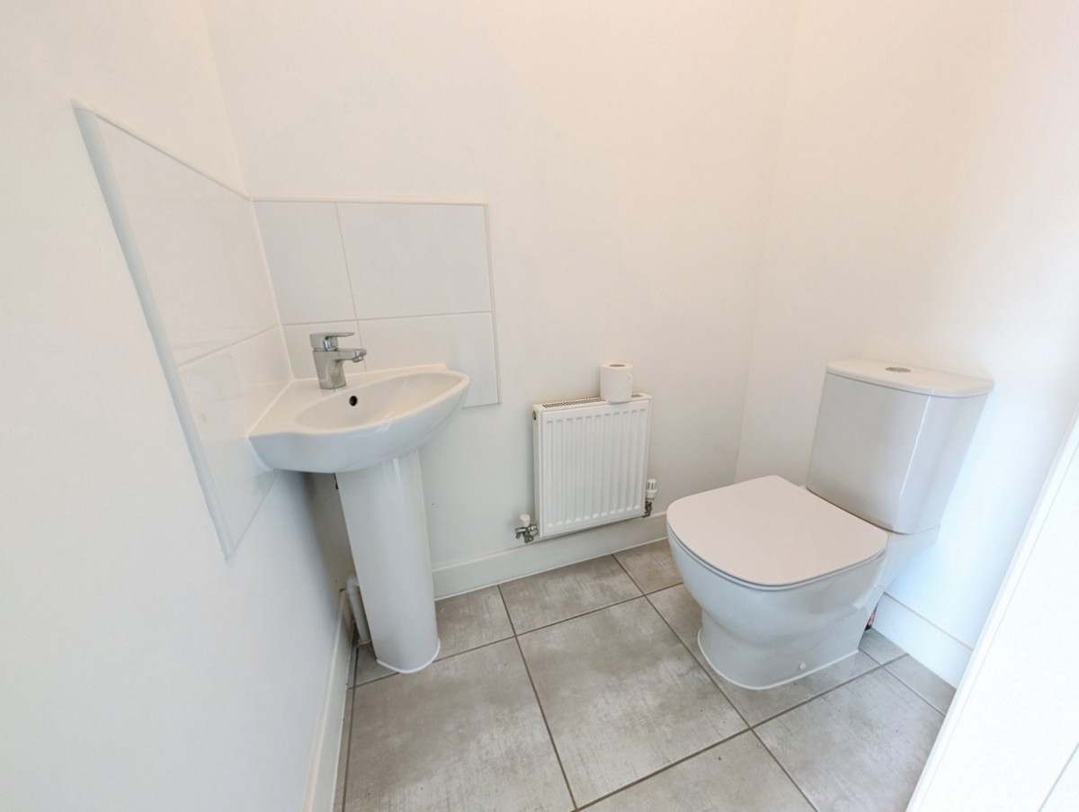 Wild Flower Road, Thornbury