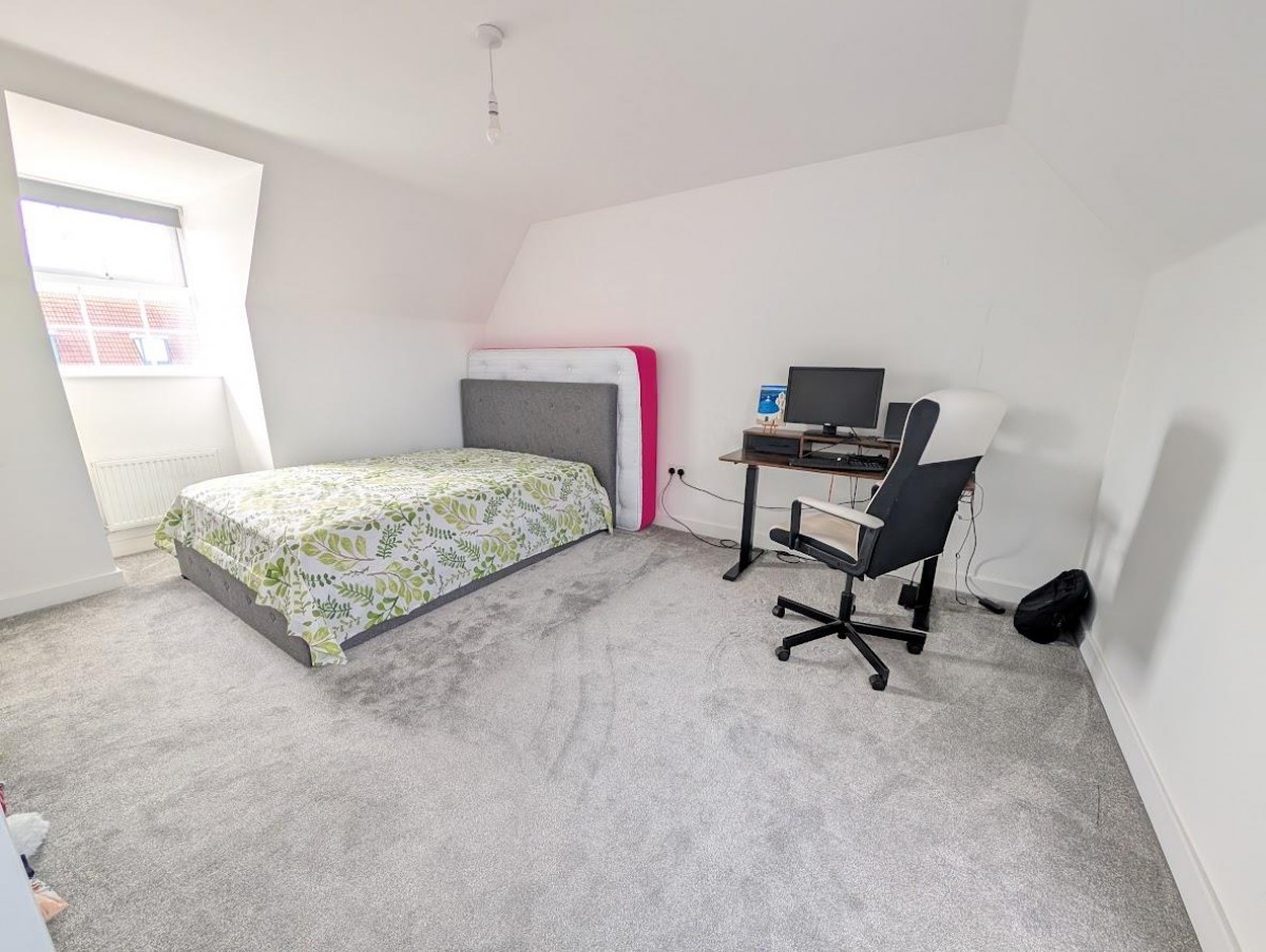 Wild Flower Road, Thornbury