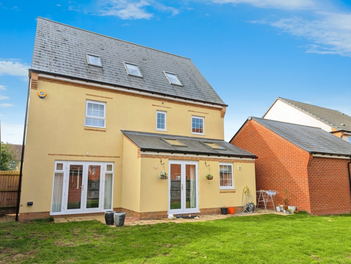 Wild Flower Road, Thornbury