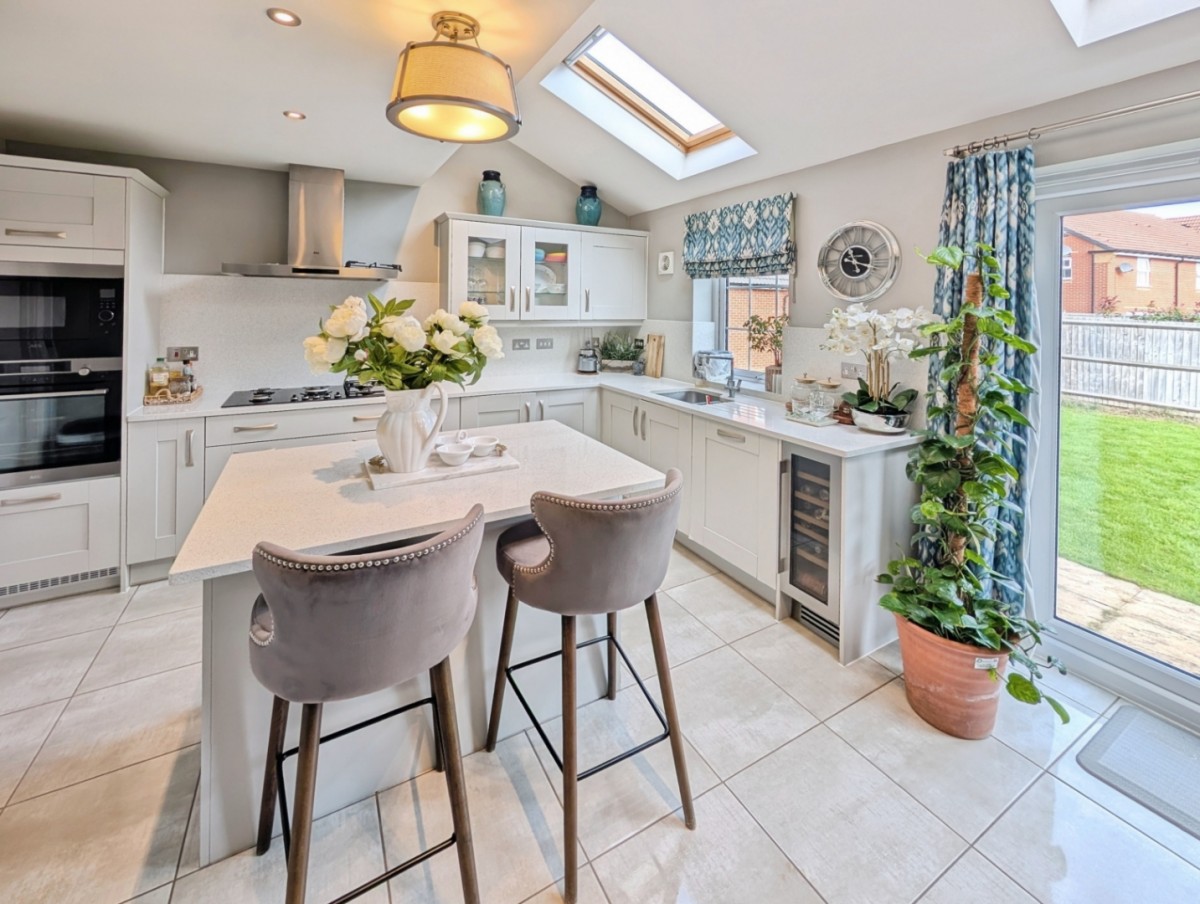 Wild Flower Road, Thornbury