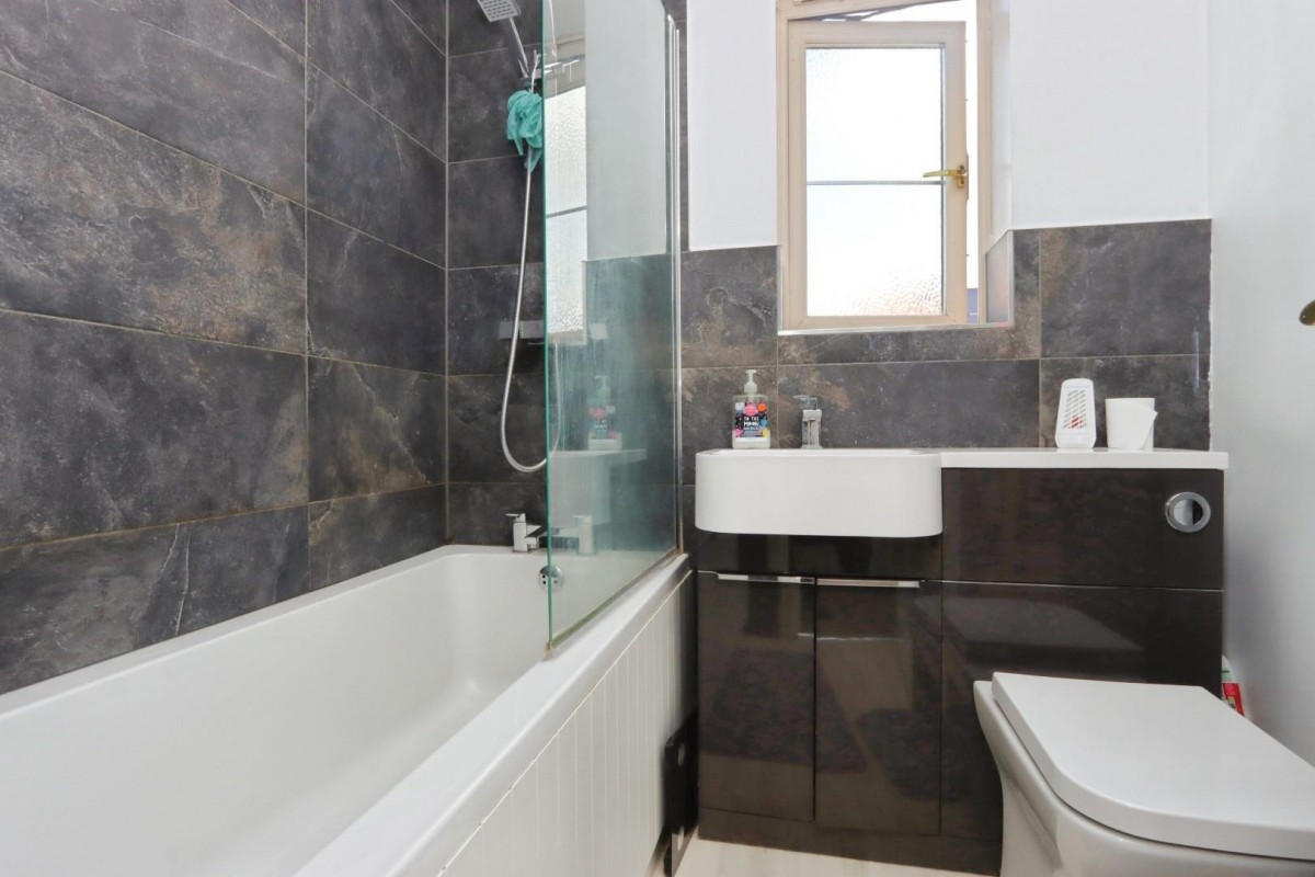 Chatsworth Court, Staveley, Chesterfield, S43 3LL