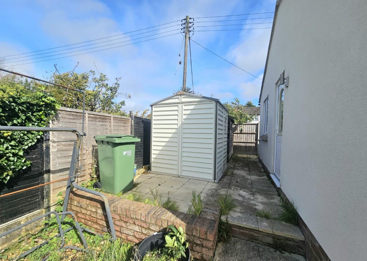 Victoria Street, Coaley, GL11 5EE