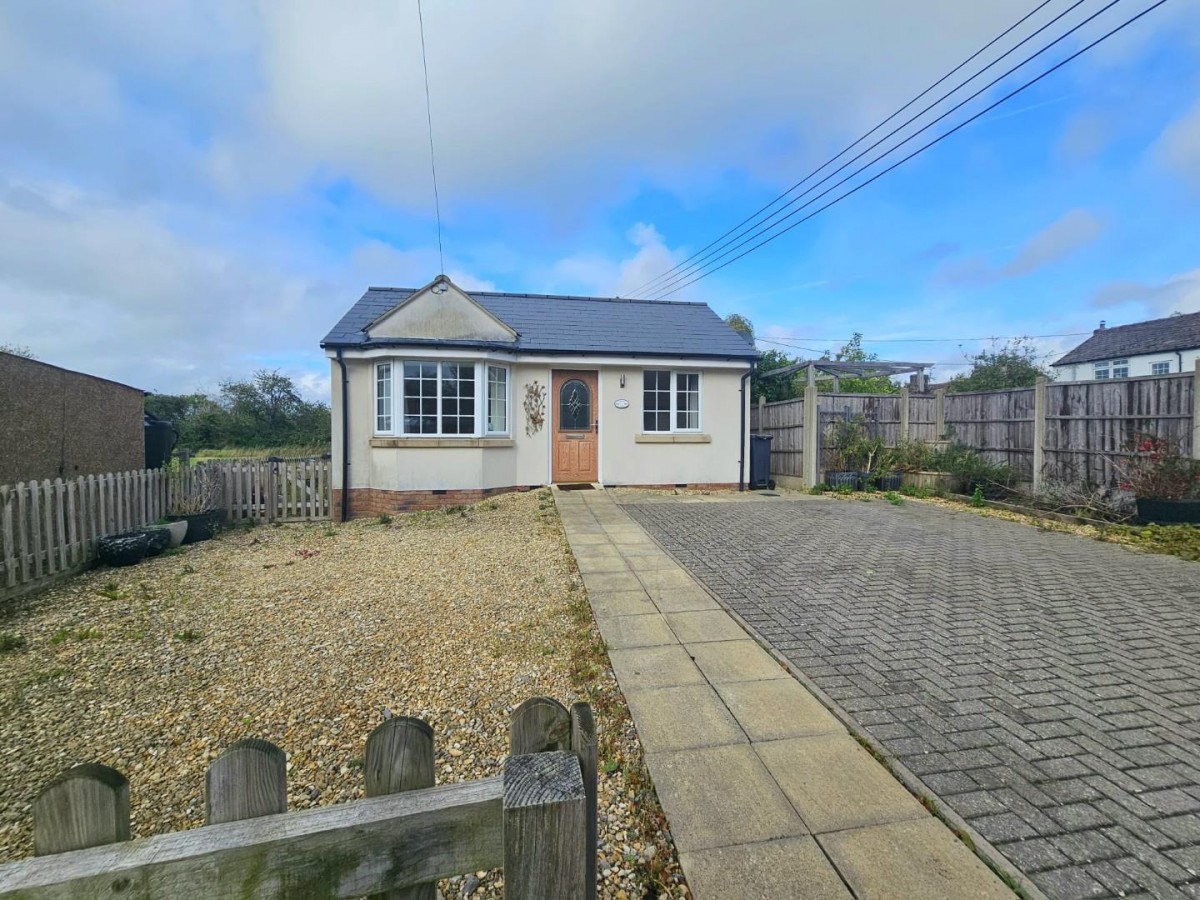 Victoria Street, Coaley, GL11 5EE