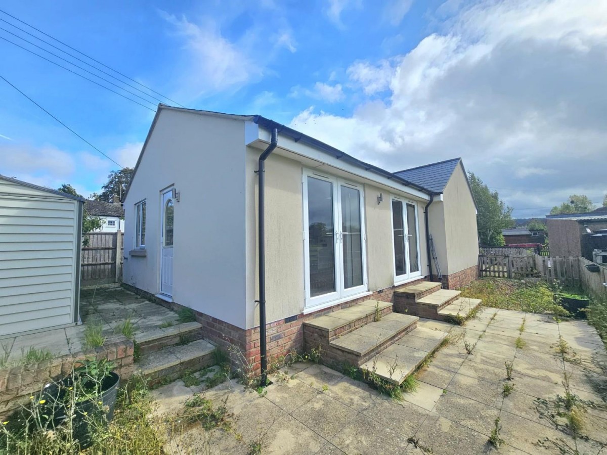 Victoria Street, Coaley, GL11 5EE