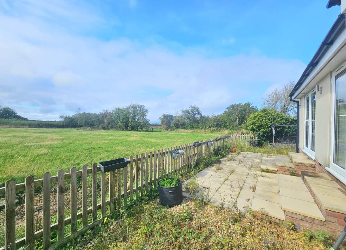 Victoria Street, Coaley, GL11 5EE