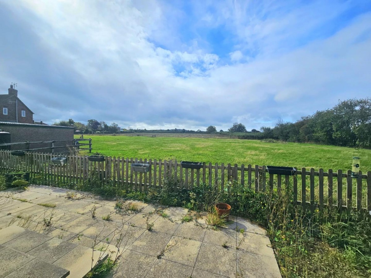 Victoria Street, Coaley, GL11 5EE