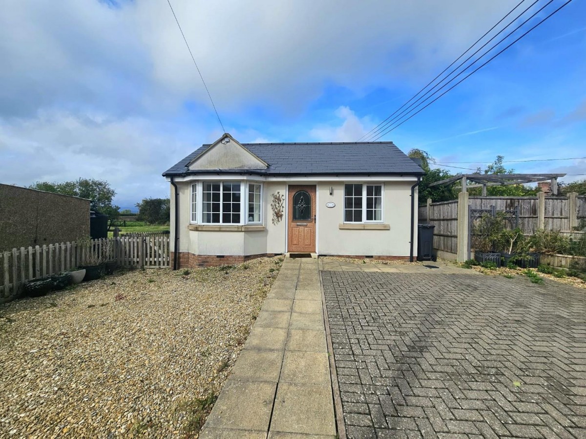 Victoria Street, Coaley, GL11 5EE