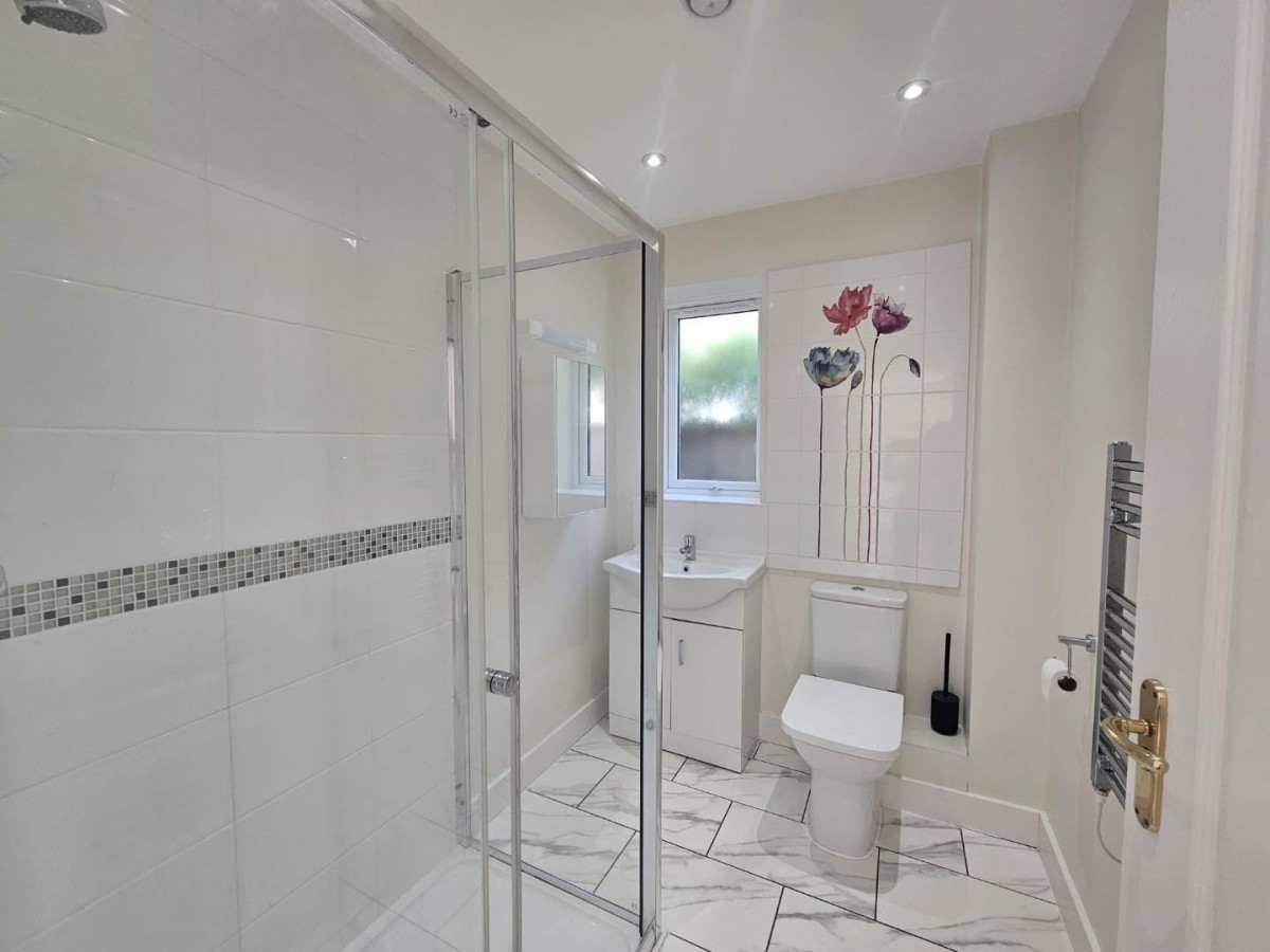 Victoria Street, Coaley, GL11 5EE