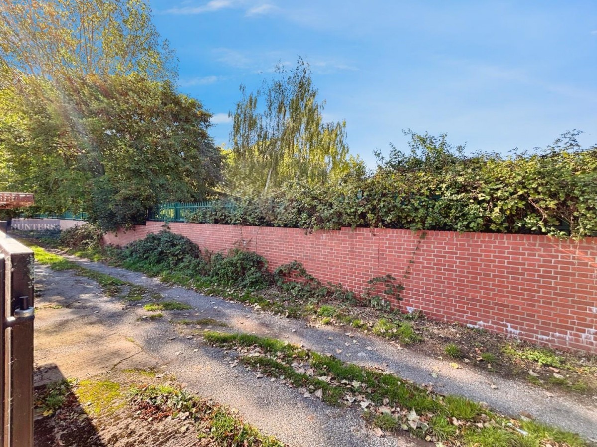 Leinster Avenue, Bristol