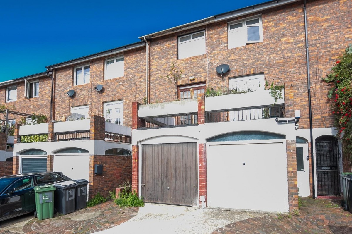 Bransdale Close, West Hampstead, London, NW6