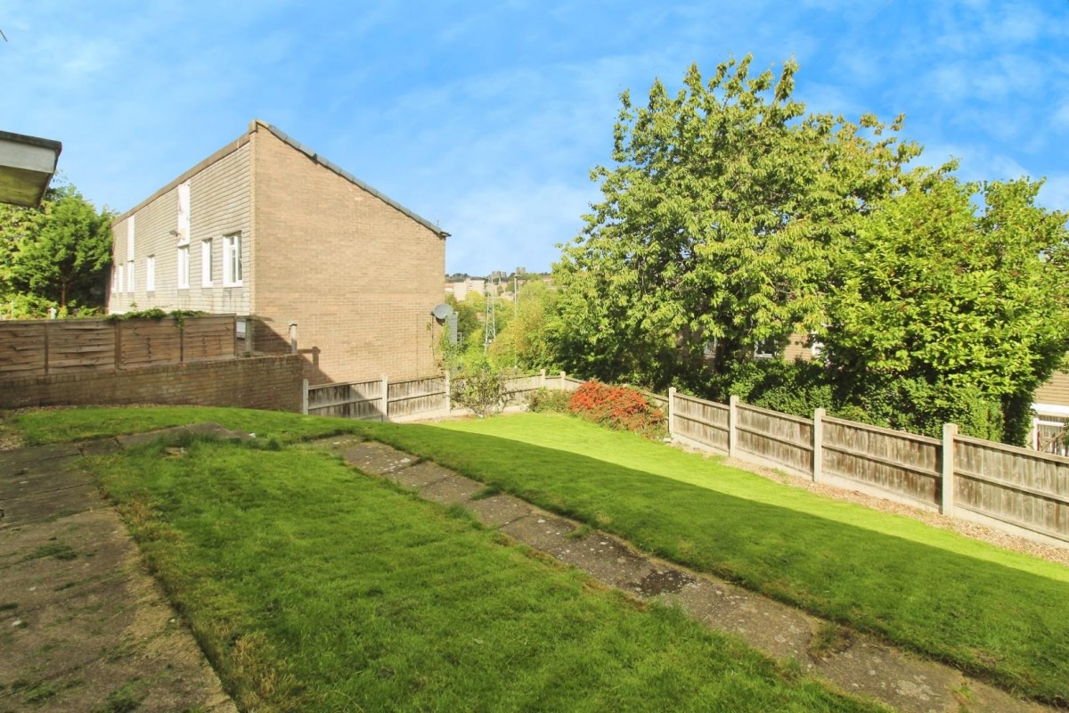 Bawn Walk, Farnley, Leeds
