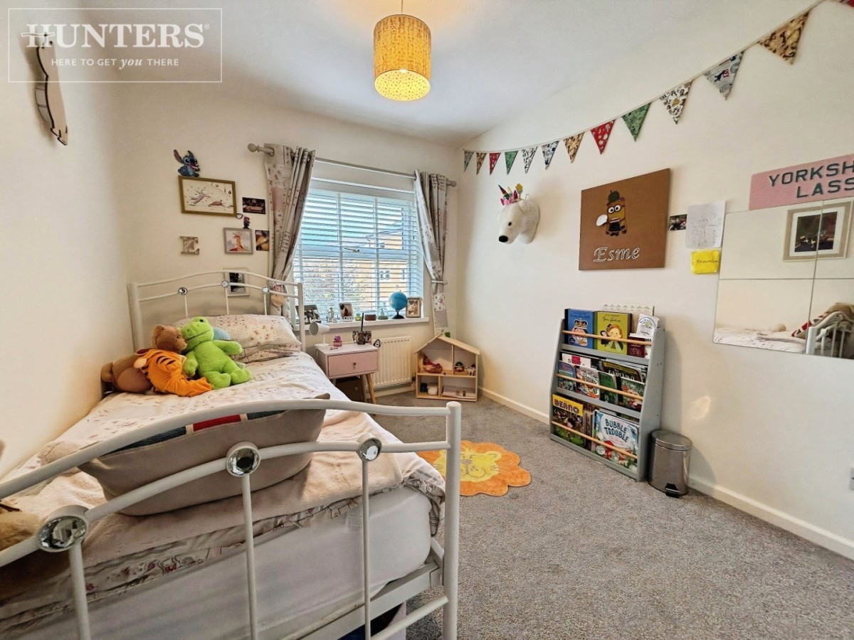 Far Townend, Dodworth, Barnsley, S75 3TQ