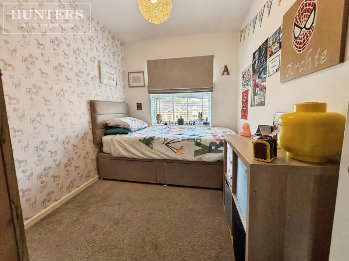 Far Townend, Dodworth, Barnsley, S75 3TQ