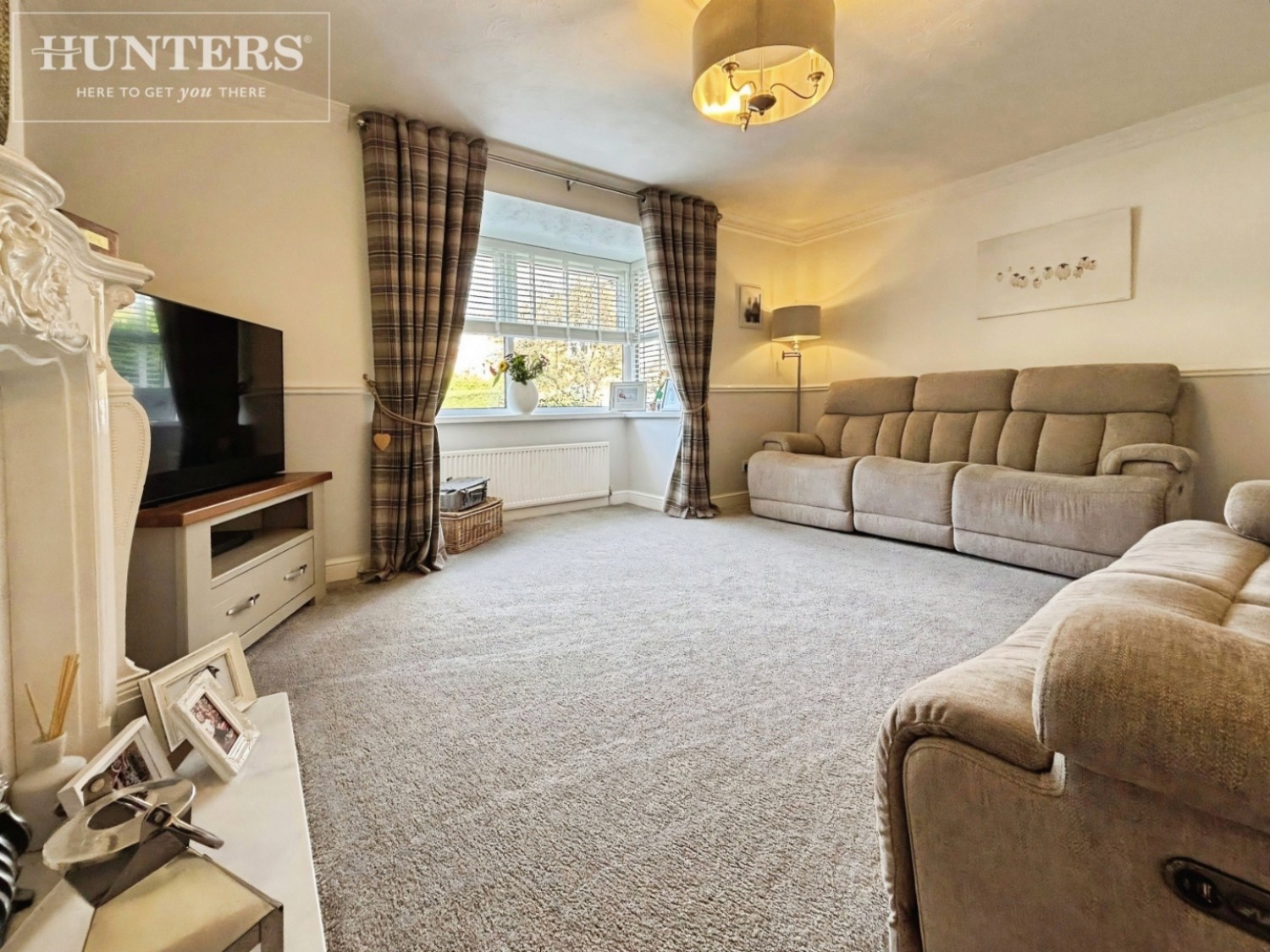 Far Townend, Dodworth, Barnsley, S75 3TQ