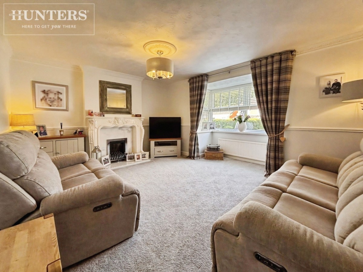 Far Townend, Dodworth, Barnsley, S75 3TQ