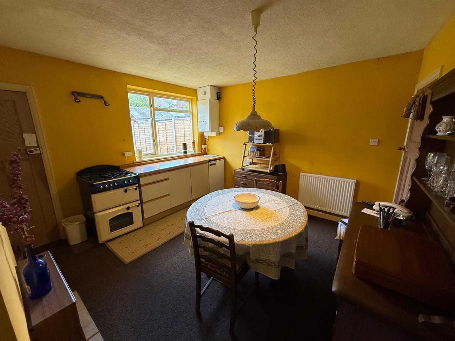 Lyndhurst Drive, Amblecote, DY8 5YQ