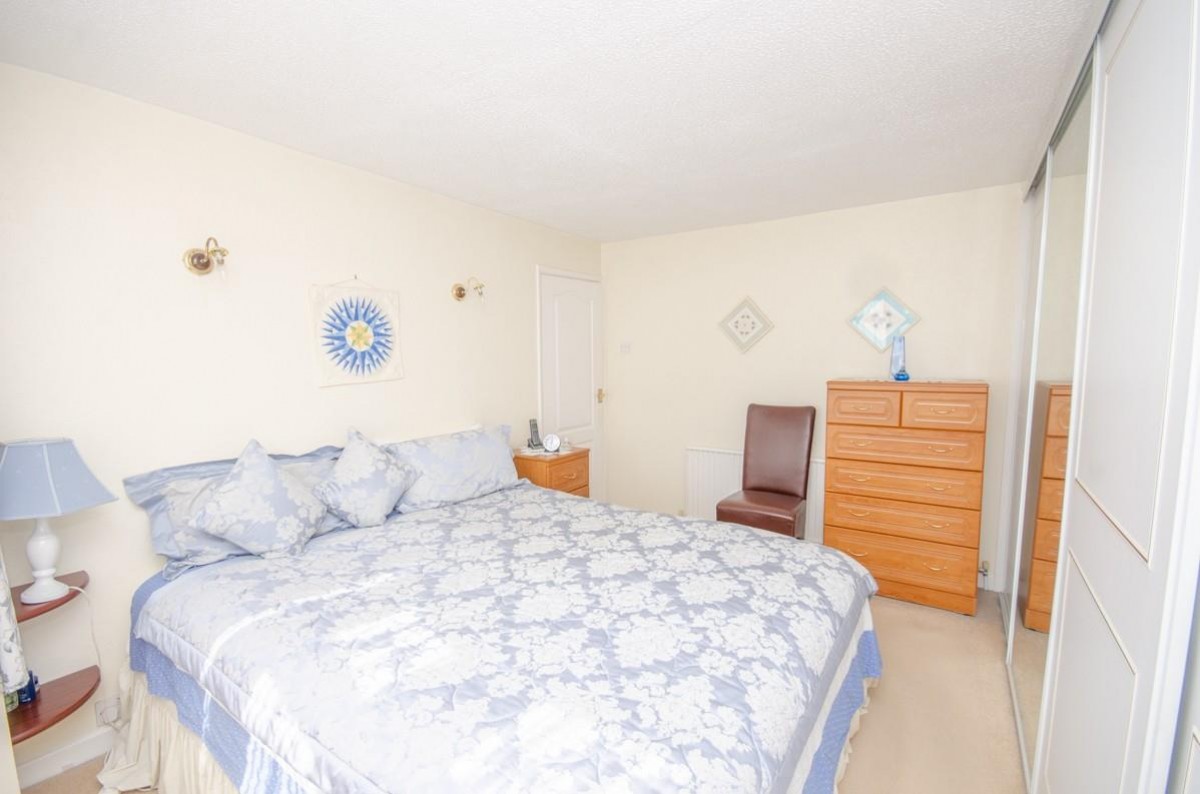 Bromley Drive, Downend, Bristol, BS16 6JQ