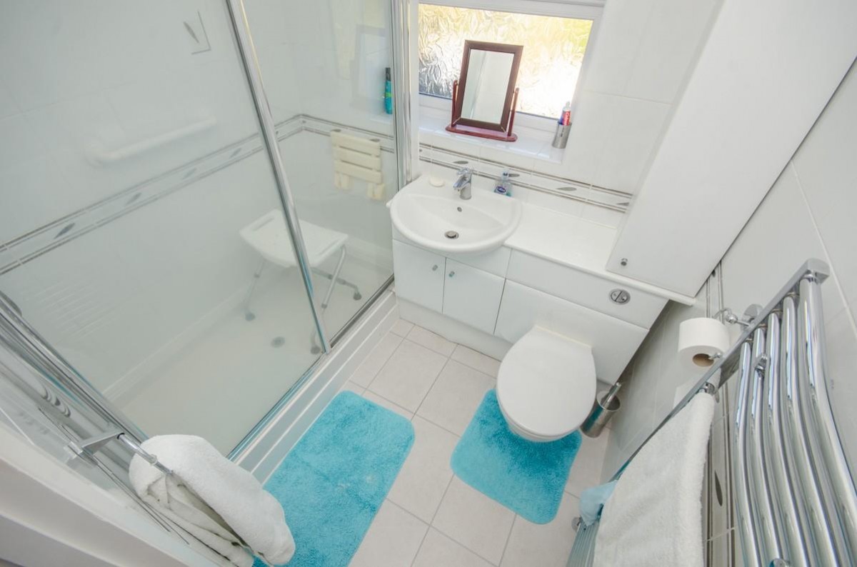 Bromley Drive, Downend, Bristol, BS16 6JQ