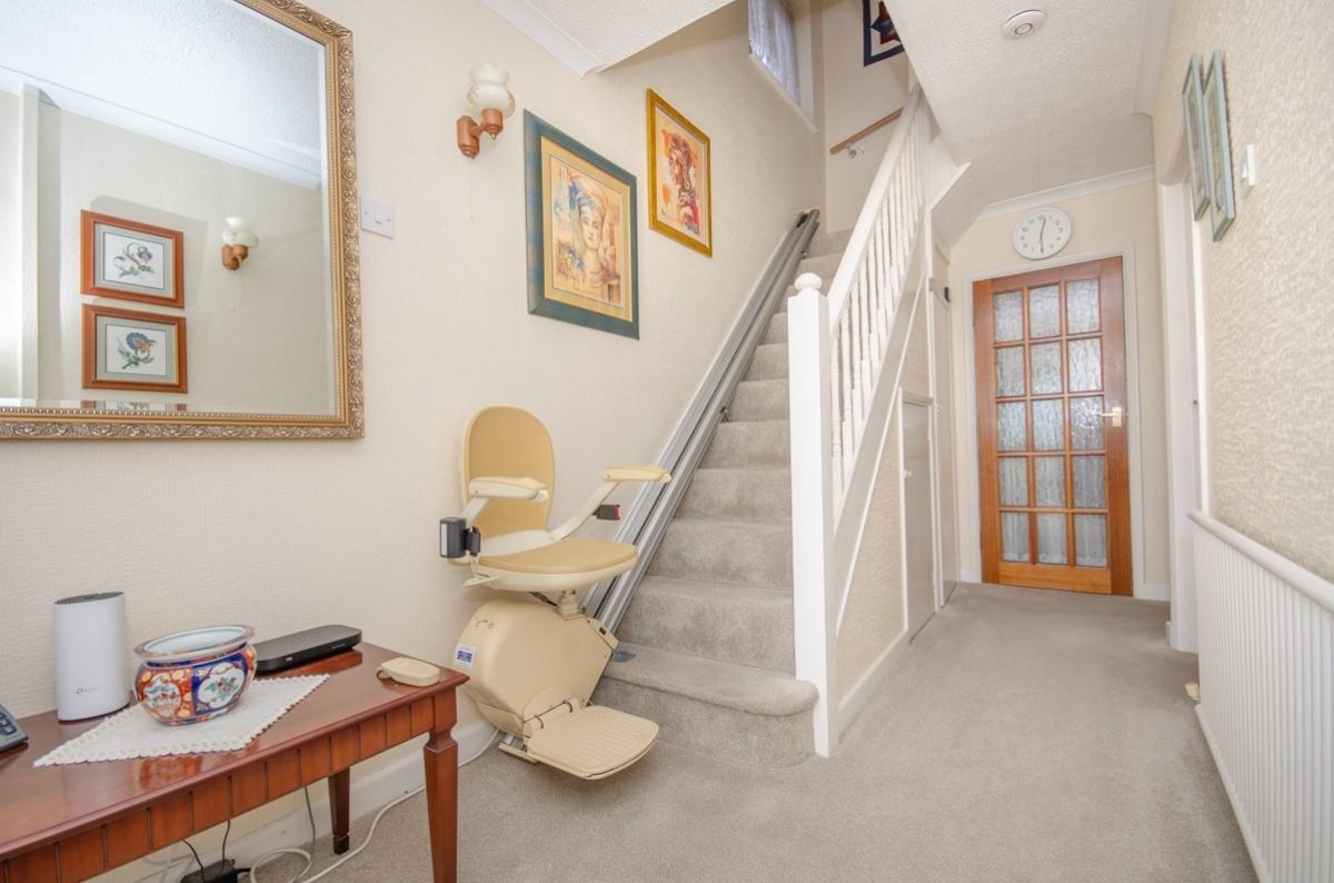 Bromley Drive, Downend, Bristol, BS16 6JQ