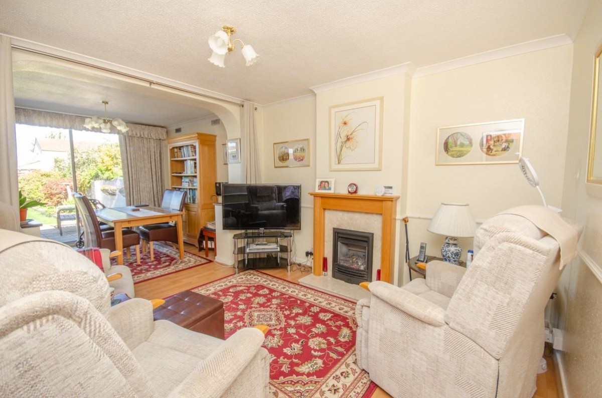 Bromley Drive, Downend, Bristol, BS16 6JQ