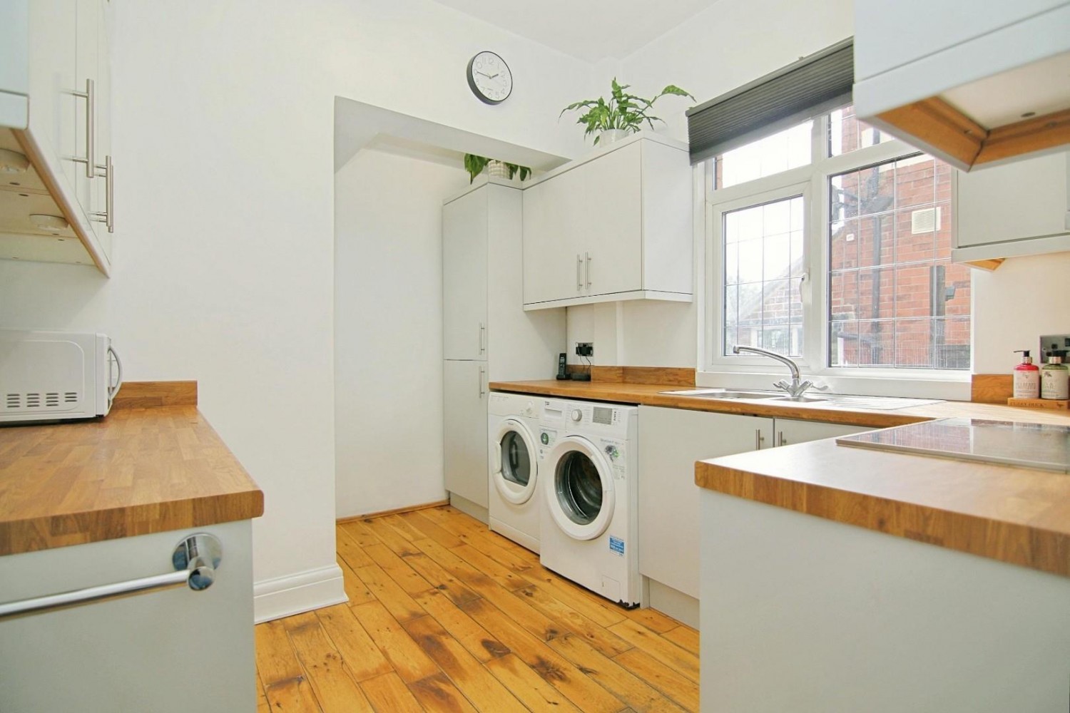 4 bedroom House for sale in Westfield Avenue, Armley