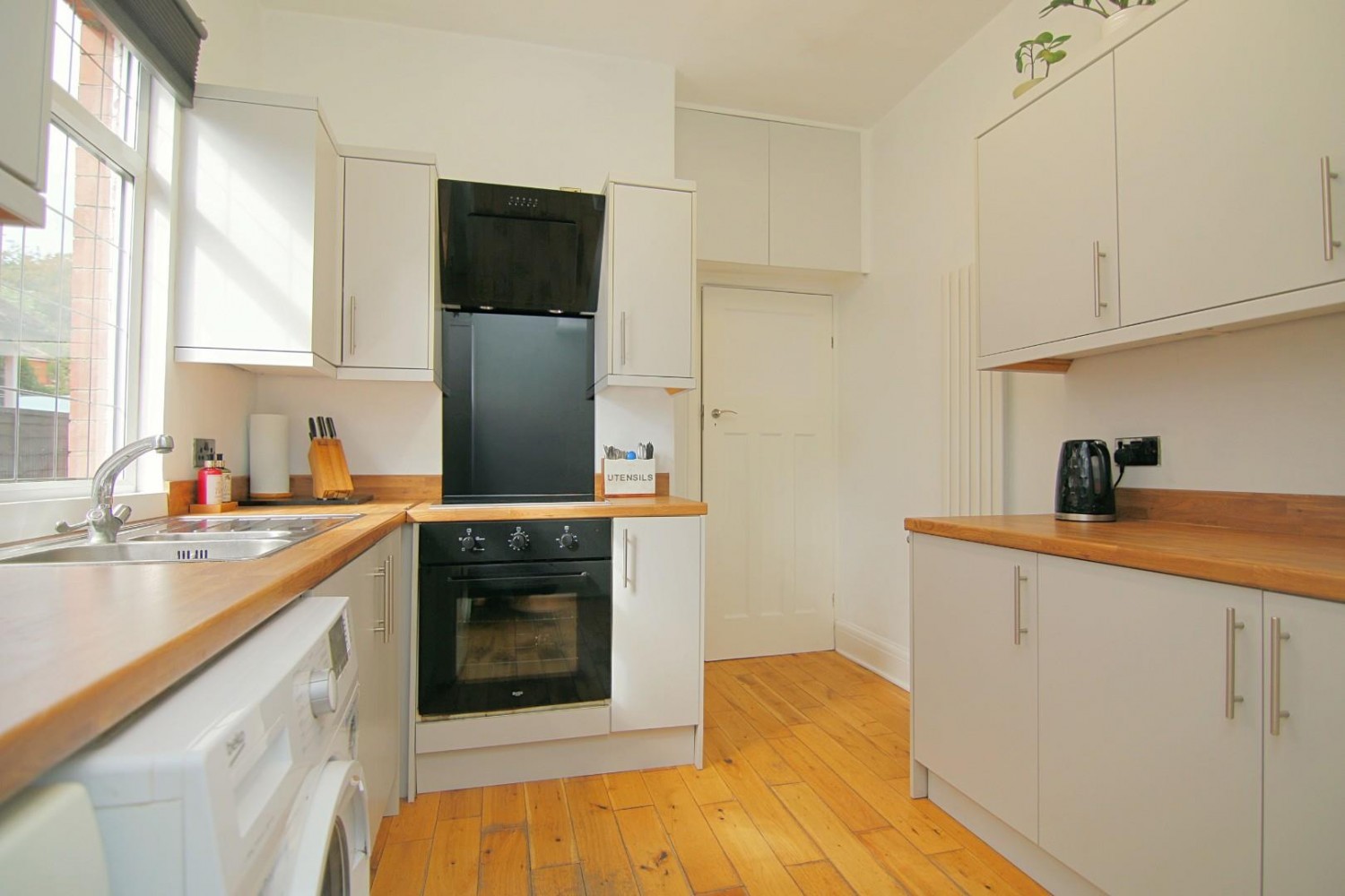 4 bedroom House for sale in Westfield Avenue, Armley