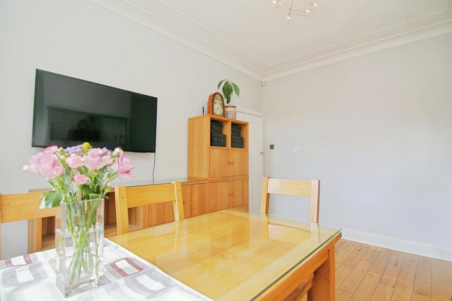 4 bedroom House for sale in Westfield Avenue, Armley