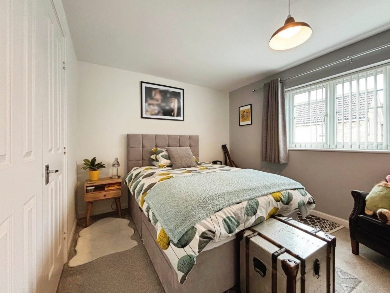 Emperor Way, Kingsnorth