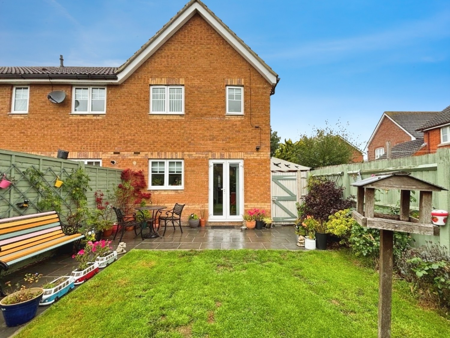 Emperor Way, Kingsnorth