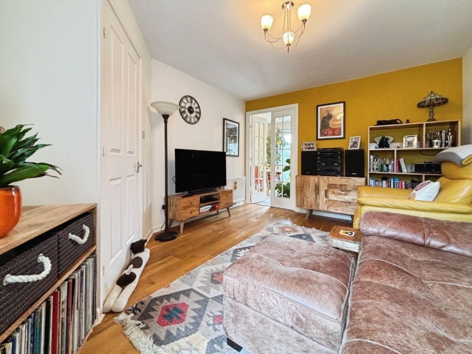 Emperor Way, Kingsnorth