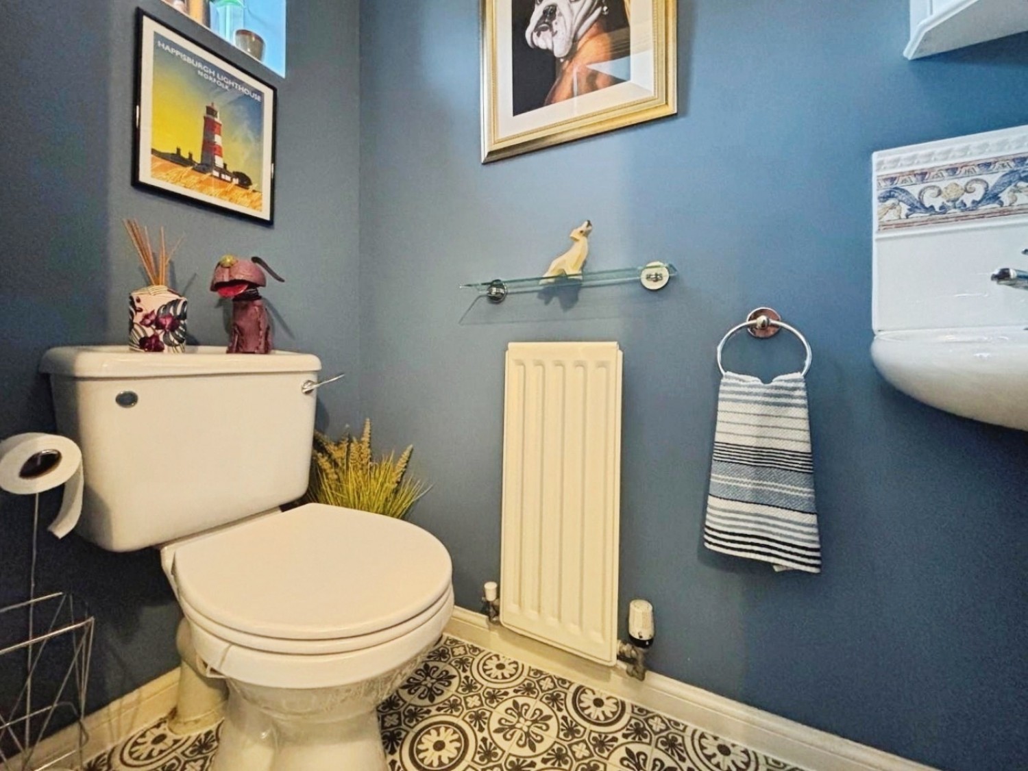 Emperor Way, Kingsnorth