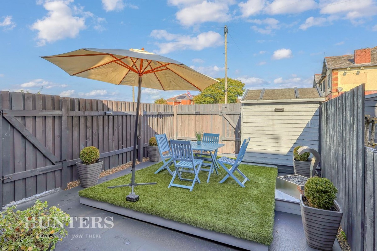 James Street, Wardle, OL12 9HU