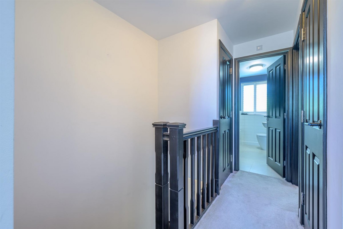 Prince Mews, Hagley, DY9 0FT