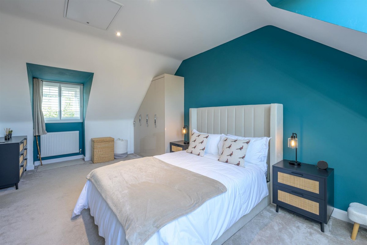 Prince Mews, Hagley, DY9 0FT