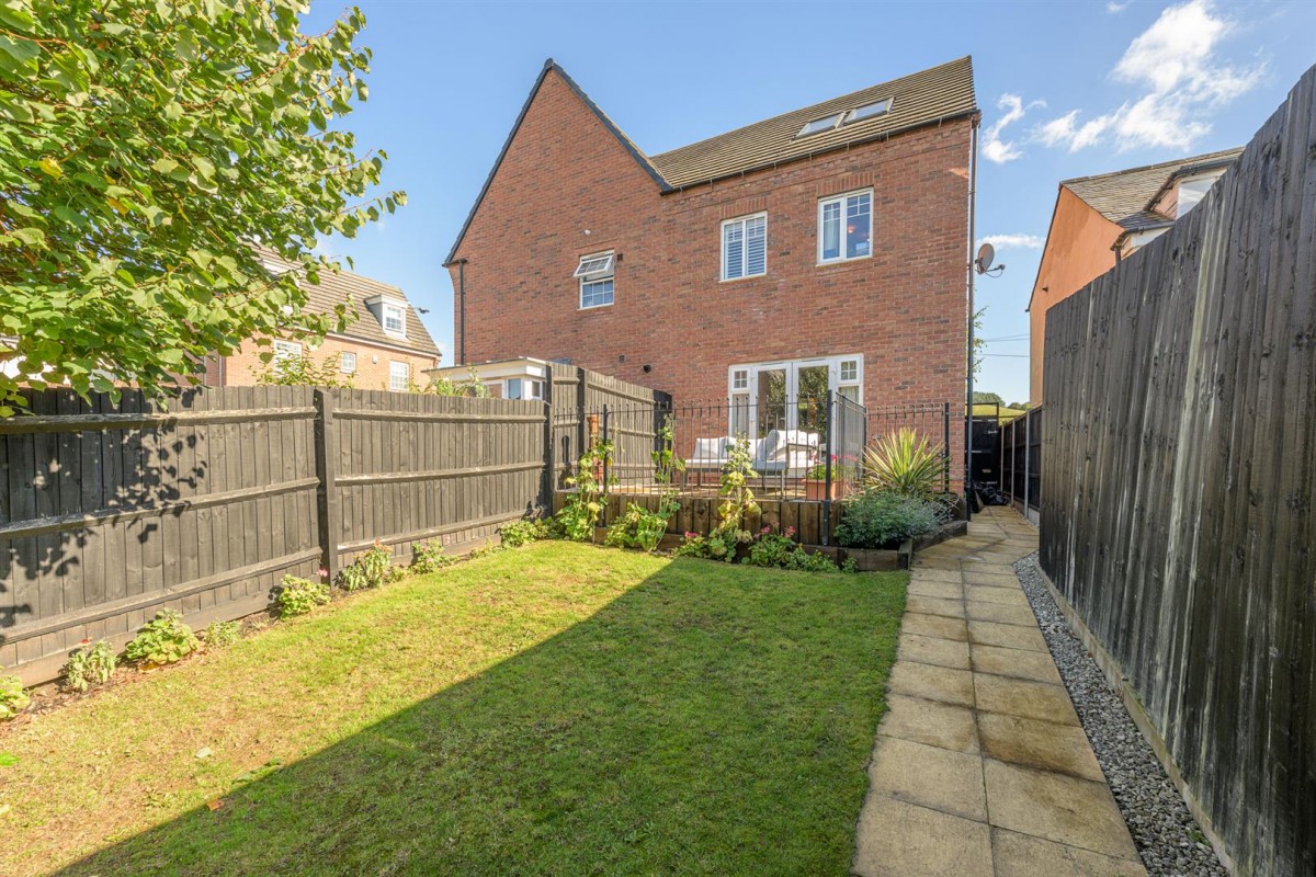 Prince Mews, Hagley, DY9 0FT