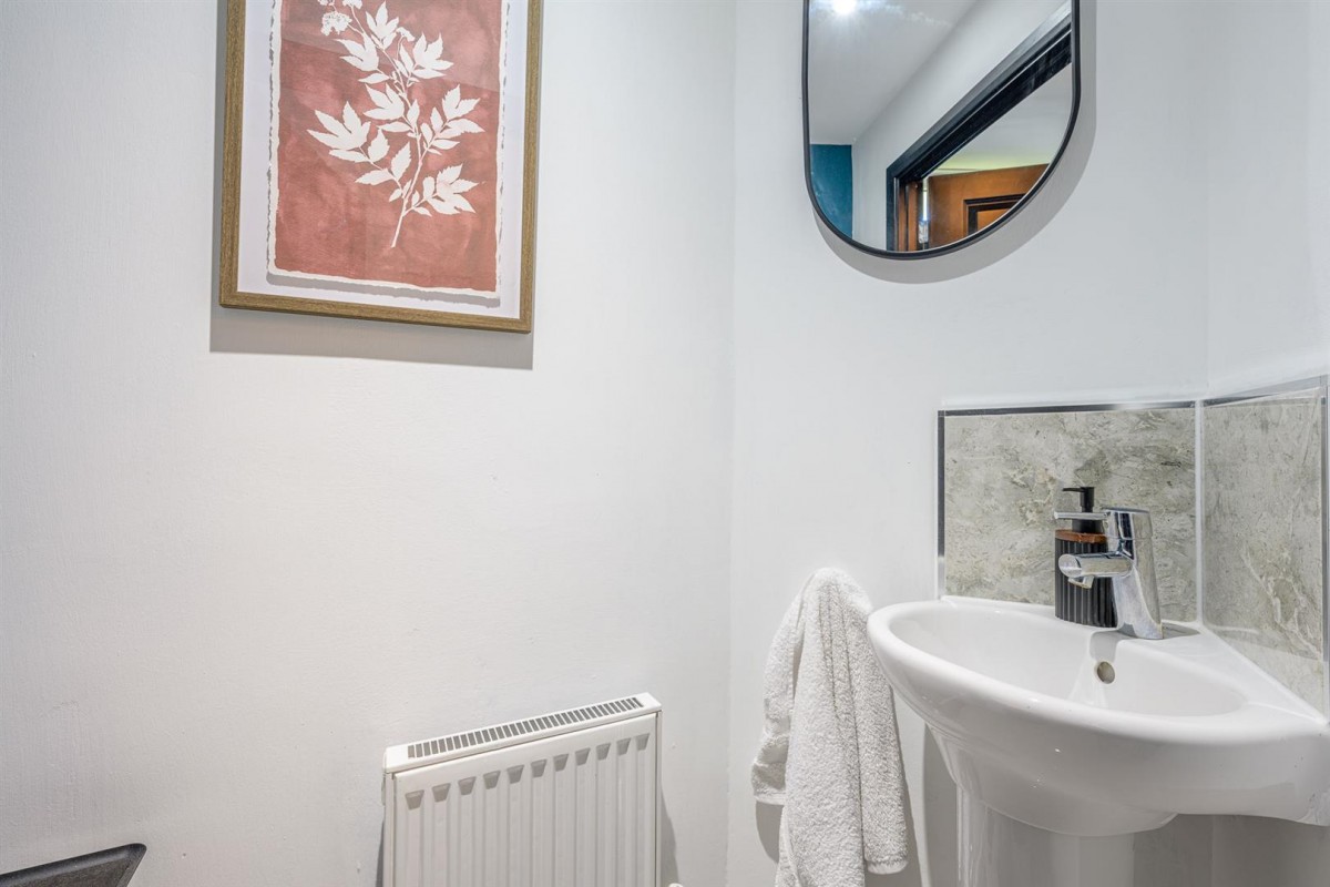 Prince Mews, Hagley, DY9 0FT