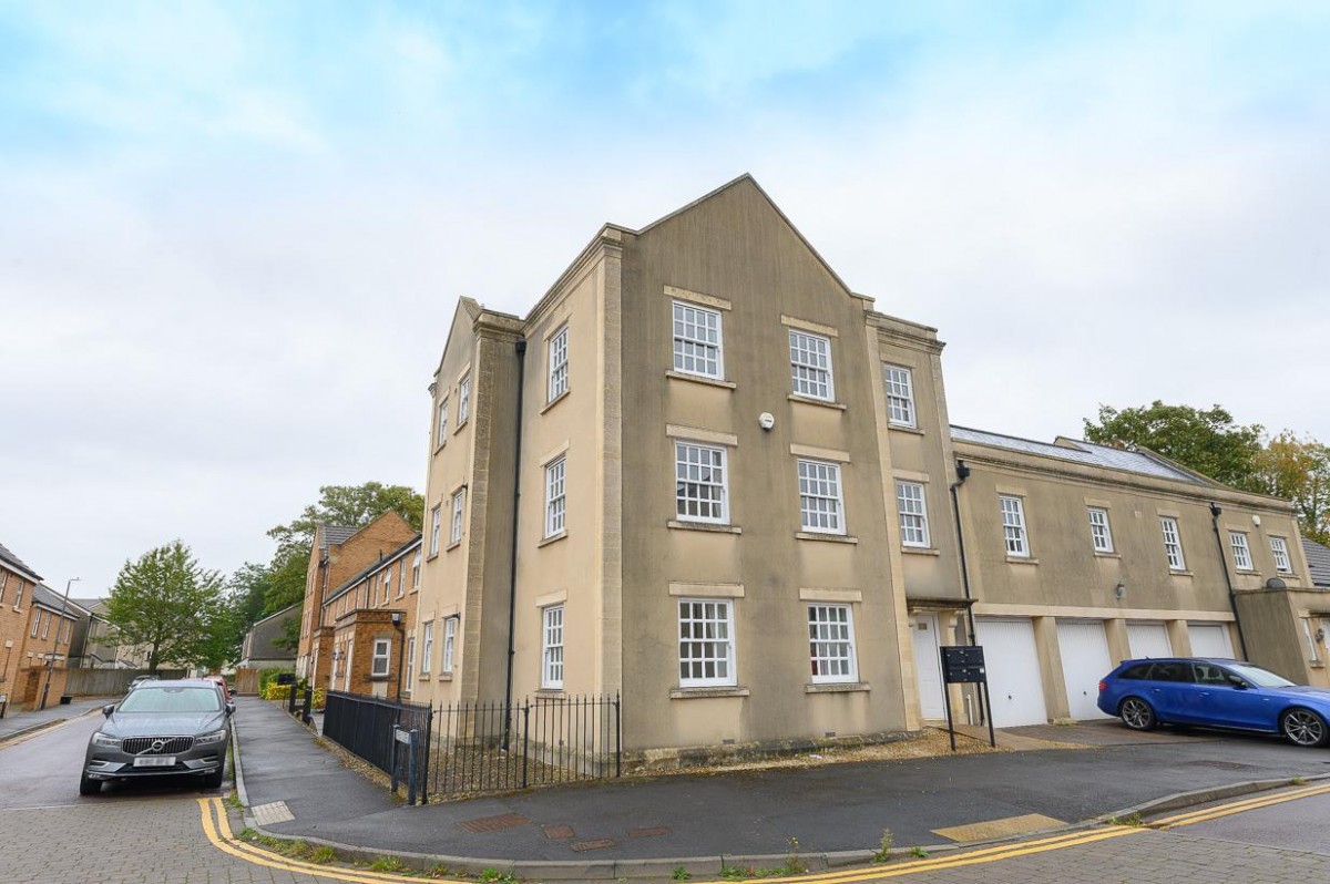 Parnell Road, Stoke Park, Bristol, BS16 1WA