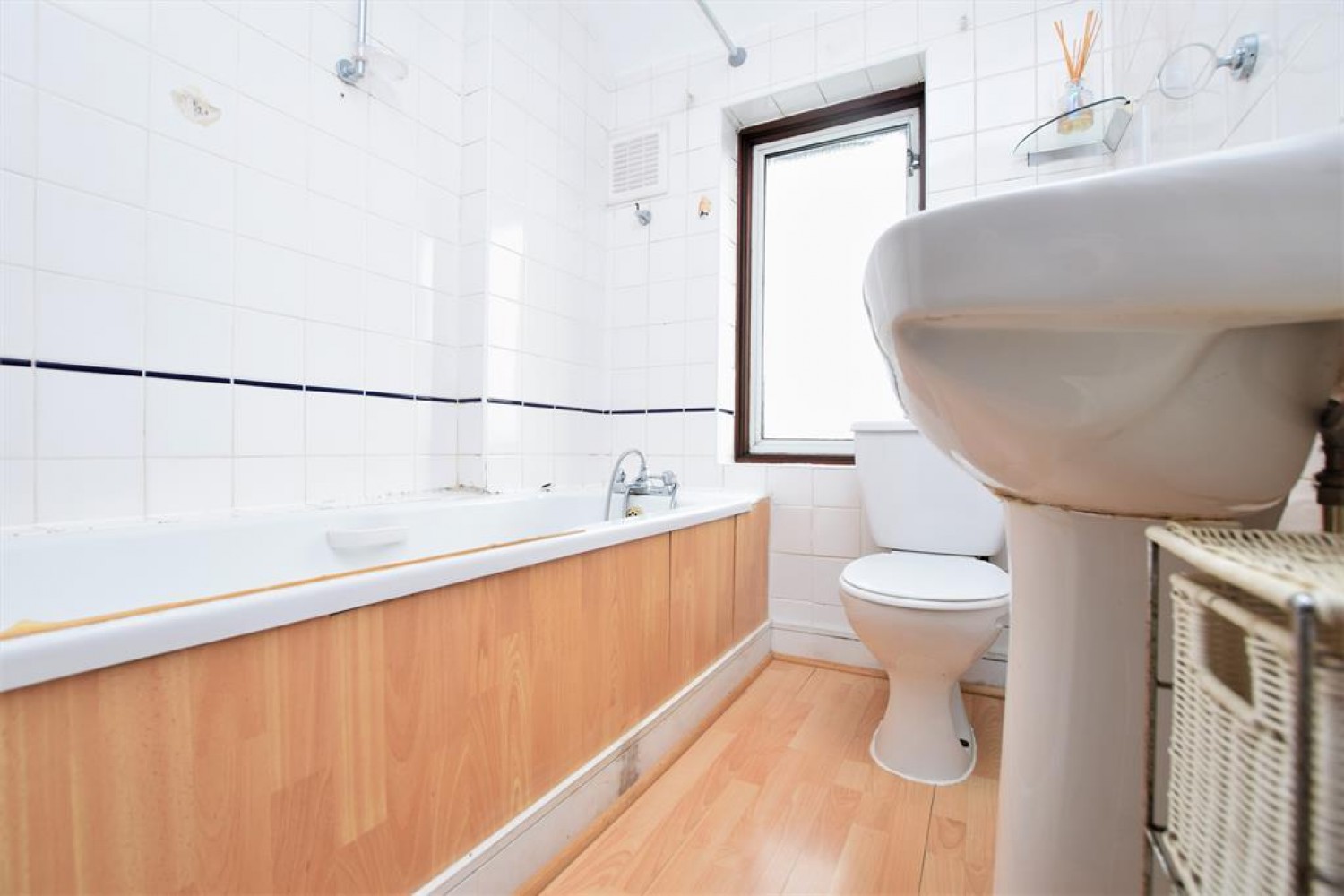 Wren Road, Dagenham, RM9