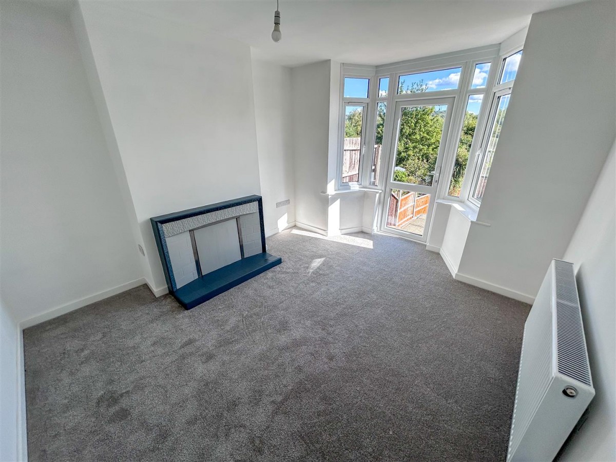 Baptist End Road, Dudley, DY2 9BU