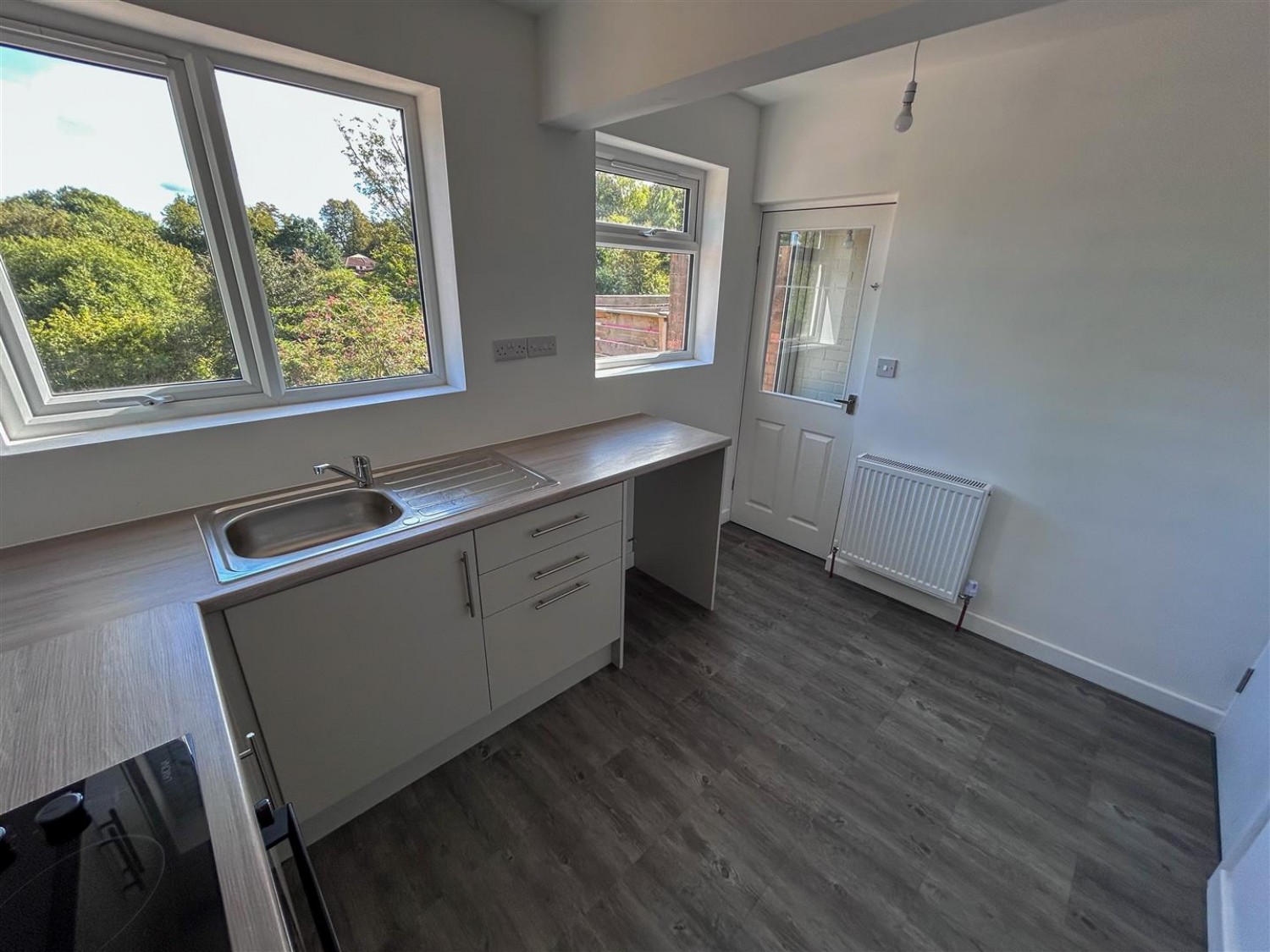 Baptist End Road, Dudley, DY2 9BU