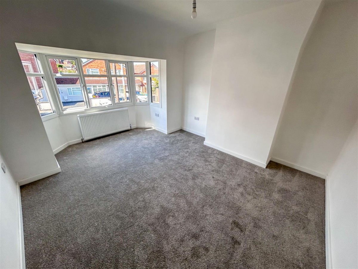 Baptist End Road, Dudley, DY2 9BU