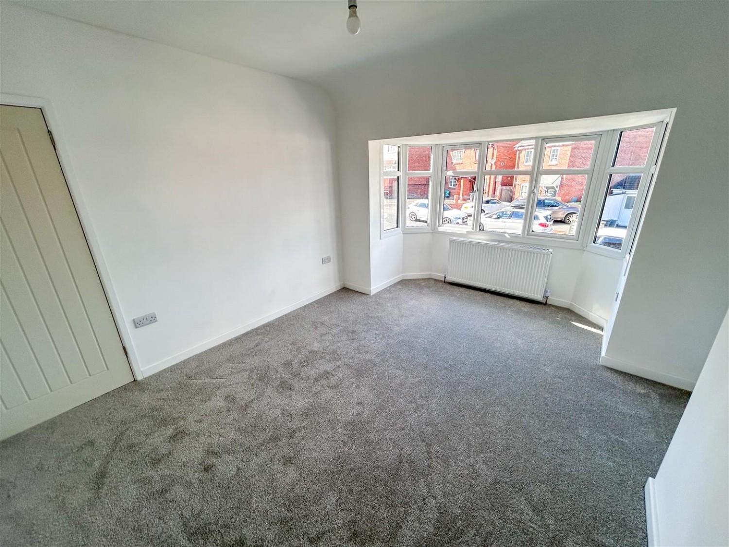 Baptist End Road, Dudley, DY2 9BU