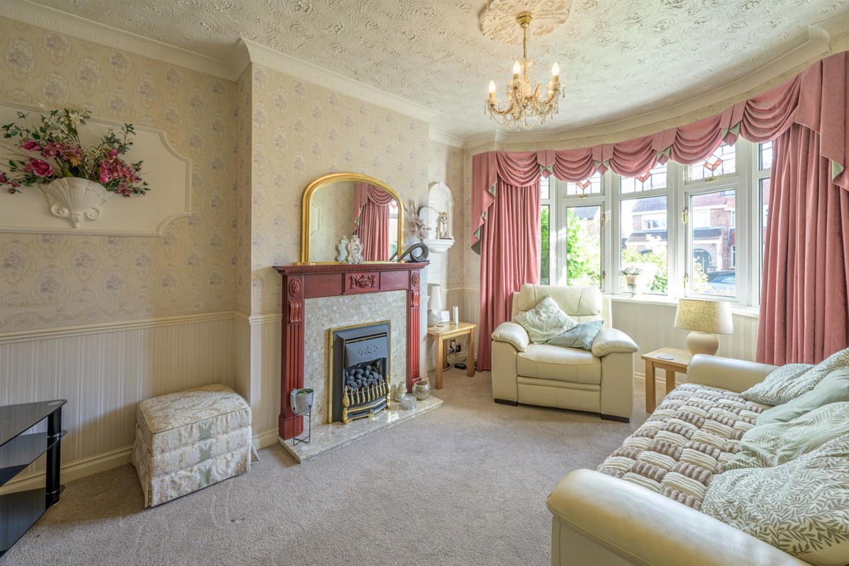 Graham Road, Kingswinford, DY8 5PU