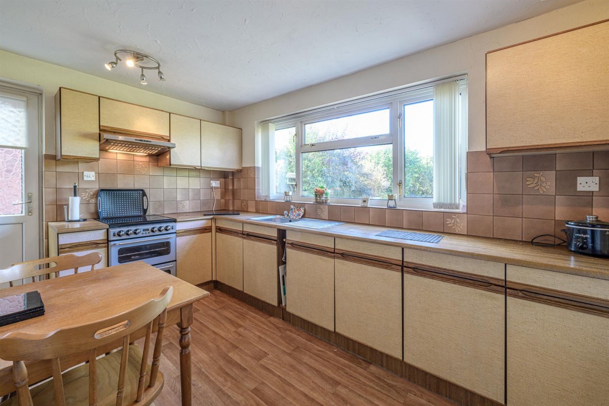 Graham Road, Kingswinford, DY8 5PU