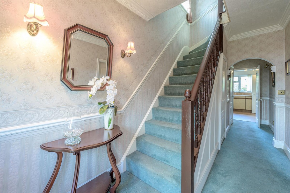 Graham Road, Kingswinford, DY8 5PU