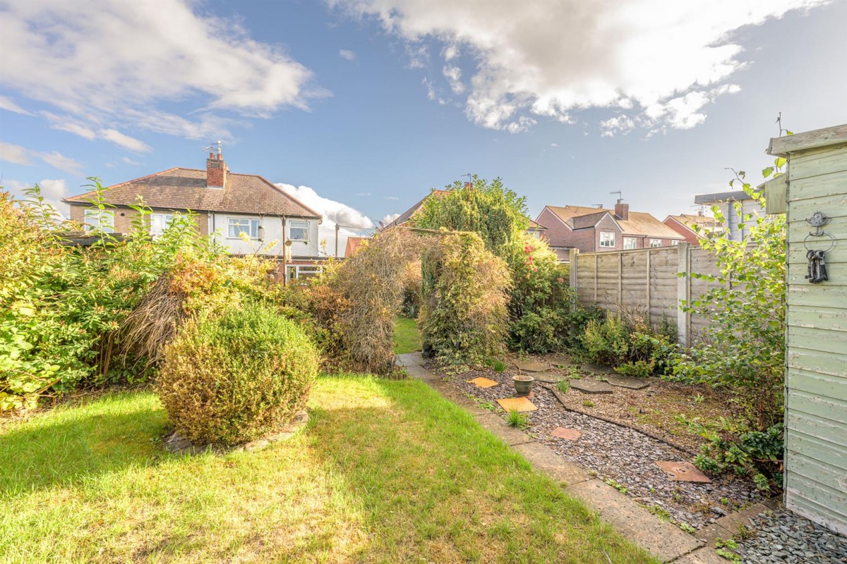 Graham Road, Kingswinford, DY8 5PU