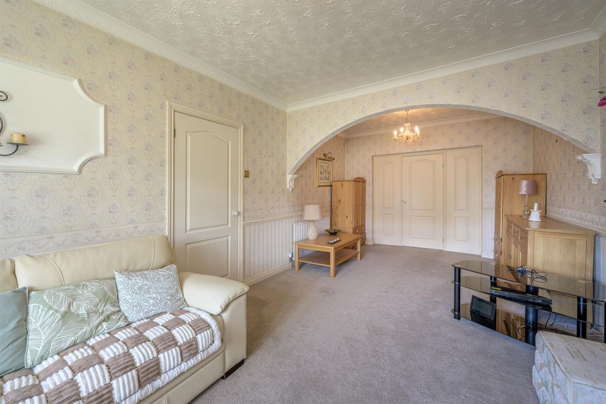 Graham Road, Kingswinford, DY8 5PU